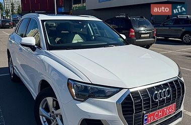 Позашляховик / Кросовер Audi Q3 2019 в Києві