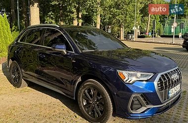 Внедорожник / Кроссовер Audi Q3 2022 в Харькове