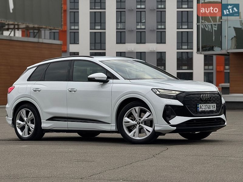 Внедорожник / Кроссовер Audi Q4 e-tron 2021 в Киеве