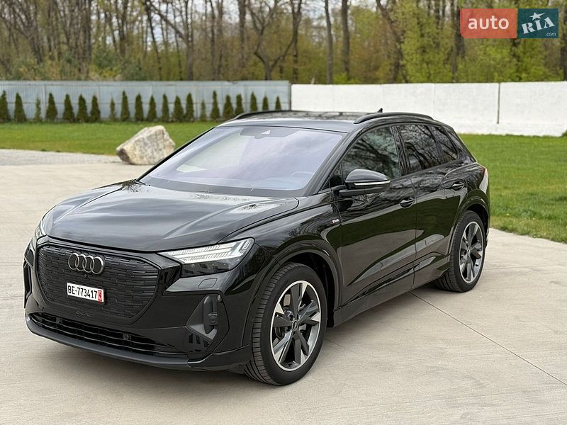 Позашляховик / Кросовер Audi Q4 e-tron 2023 в Луцьку