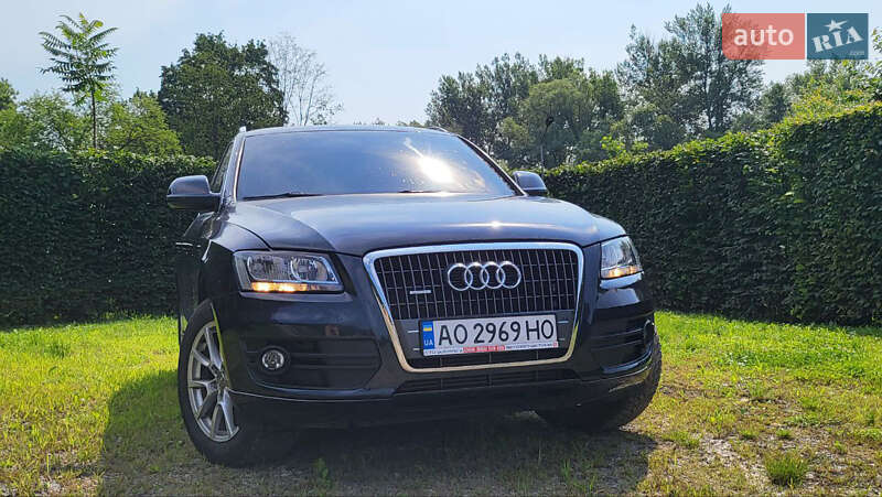 Внедорожник / Кроссовер Audi Q5 2012 в Ужгороде