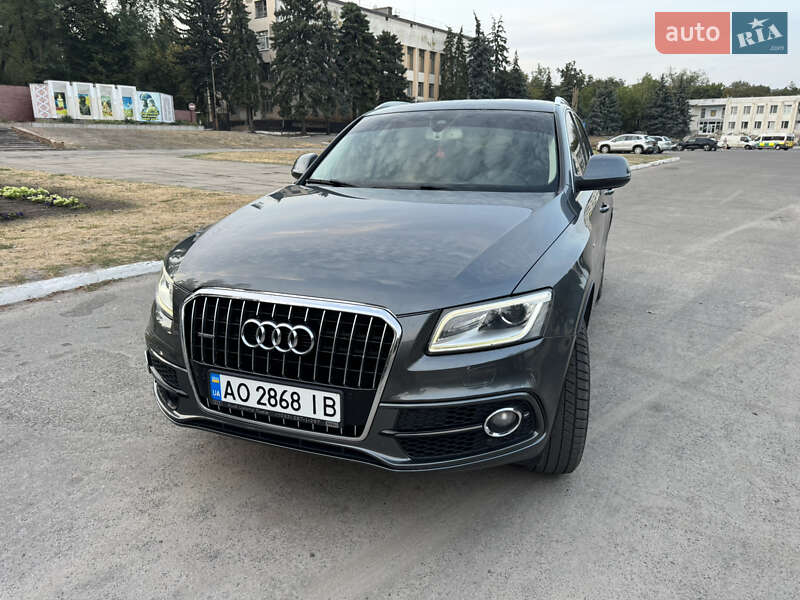 Внедорожник / Кроссовер Audi Q5 2013 в Ужгороде