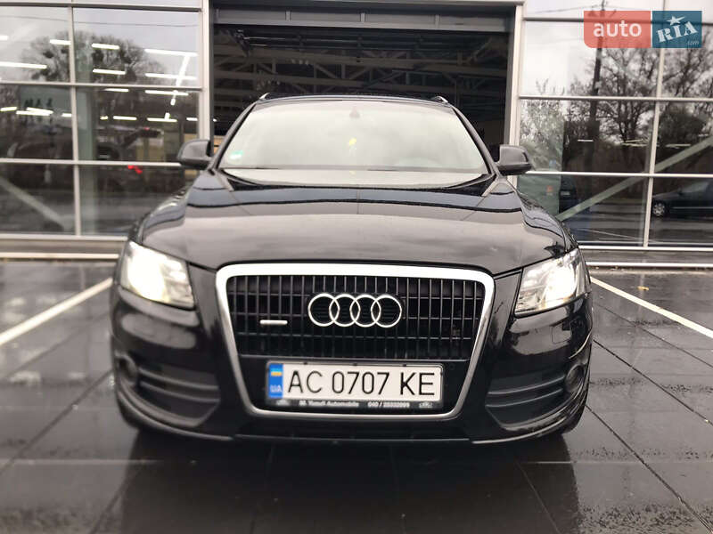 Внедорожник / Кроссовер Audi Q5 2010 в Луцке