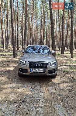 Внедорожник / Кроссовер Audi Q5 2010 в Змиеве