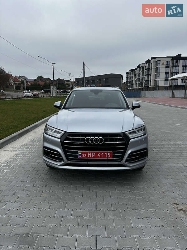 Внедорожник / Кроссовер Audi Q5 2020 в Ровно
