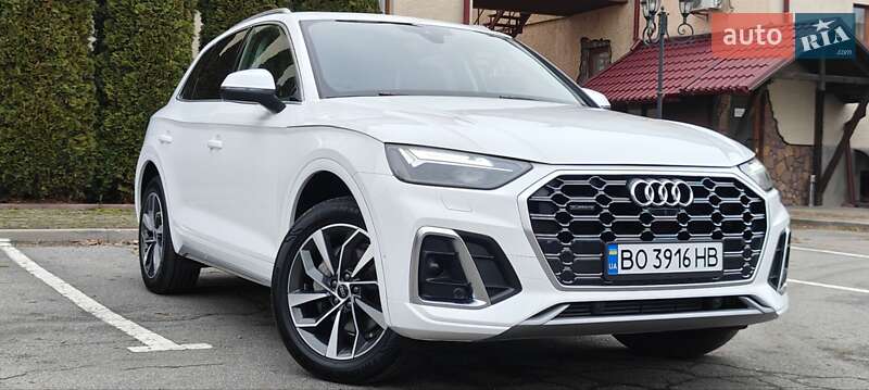 Внедорожник / Кроссовер Audi Q5 2022 в Тернополе