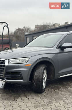Позашляховик / Кросовер Audi Q5 2018 в Шептицькому