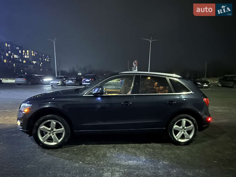 Внедорожник / Кроссовер Audi Q5 2011 в Львове