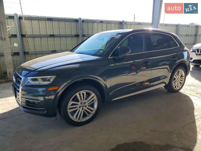 Внедорожник / Кроссовер Audi Q5 2019 в Виннице