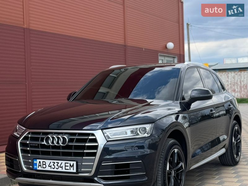 Внедорожник / Кроссовер Audi Q5 2017 в Гайсине