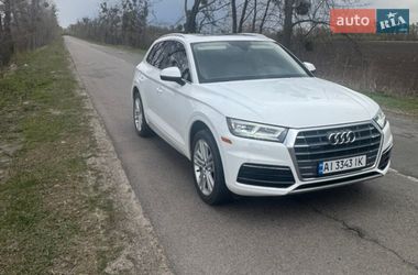 Позашляховик / Кросовер Audi Q5 2018 в Києві