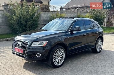 Позашляховик / Кросовер Audi Q5 2016 в Рівному