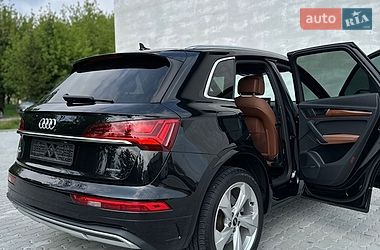 Внедорожник / Кроссовер Audi Q5 2020 в Львове