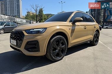 Внедорожник / Кроссовер Audi Q5 2023 в Киеве