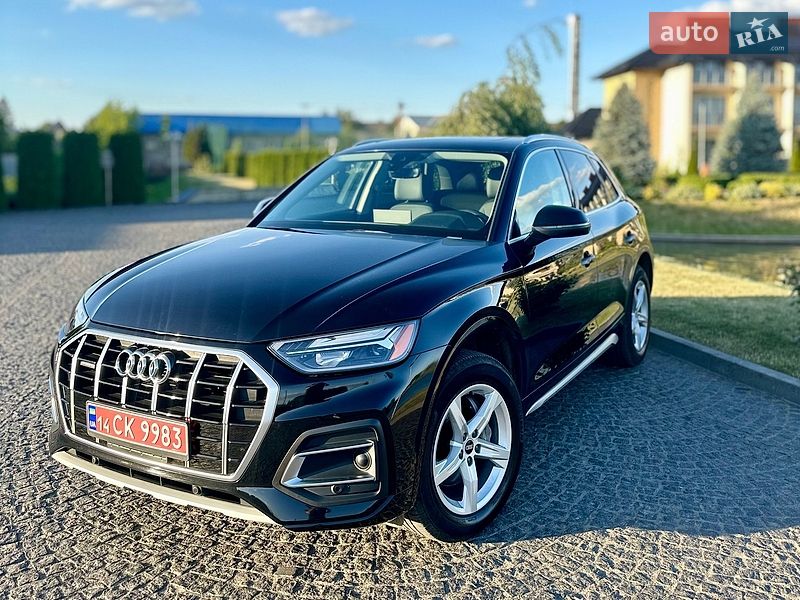 Внедорожник / Кроссовер Audi Q5 2021 в Львове