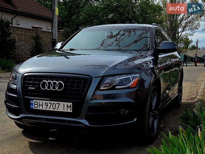 Внедорожник / Кроссовер Audi Q5 2012 в Белгороде-Днестровском
