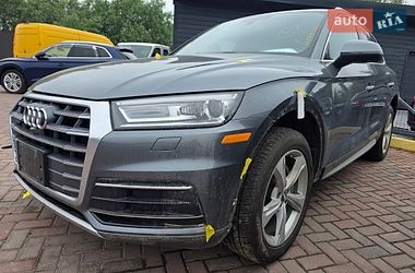 Внедорожник / Кроссовер Audi Q5 2018 в Ровно