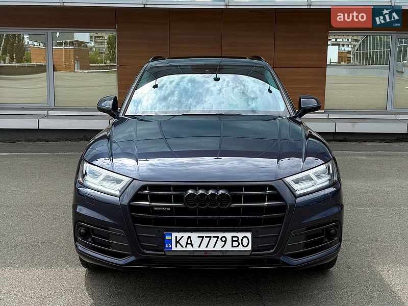 Внедорожник / Кроссовер Audi Q5 2019 в Киеве