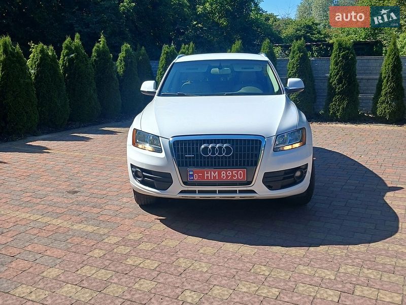 Внедорожник / Кроссовер Audi Q5 2011 в Жовкве