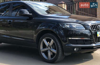 Внедорожник / Кроссовер Audi Q7 2007 в Киеве