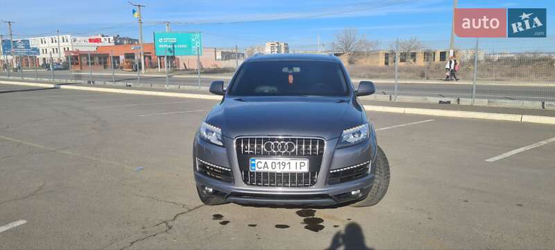 Внедорожник / Кроссовер Audi Q7 2011 в Белгороде-Днестровском