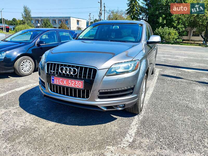 Внедорожник / Кроссовер Audi Q7 2012 в Гадяче