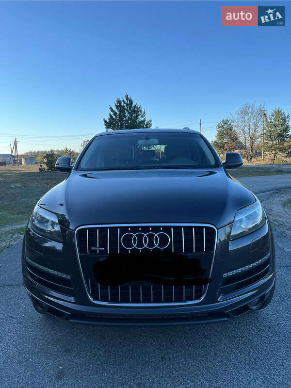 Позашляховик / Кросовер Audi Q7 2011 в Житомирі