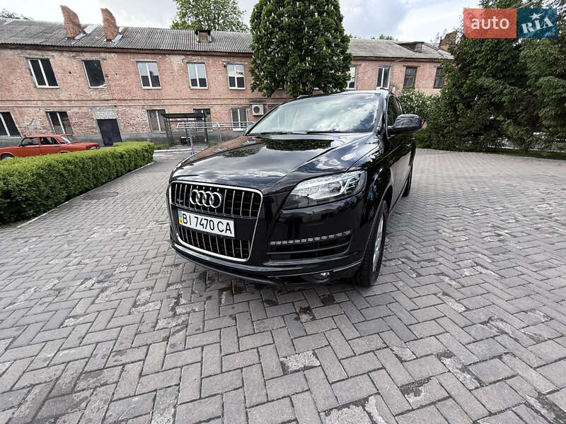 Позашляховик / Кросовер Audi Q7 2014 в Кременчуці