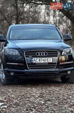 Позашляховик / Кросовер Audi Q7 2008 в Ужгороді