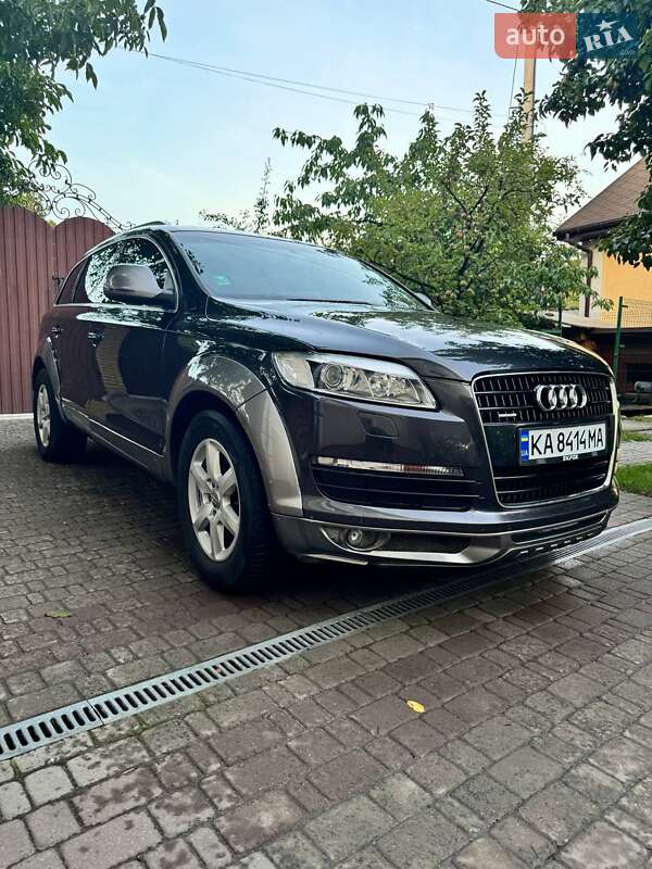 Внедорожник / Кроссовер Audi Q7 2007 в Житомире