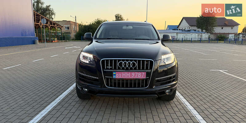 Внедорожник / Кроссовер Audi Q7 2013 в Нововолынске
