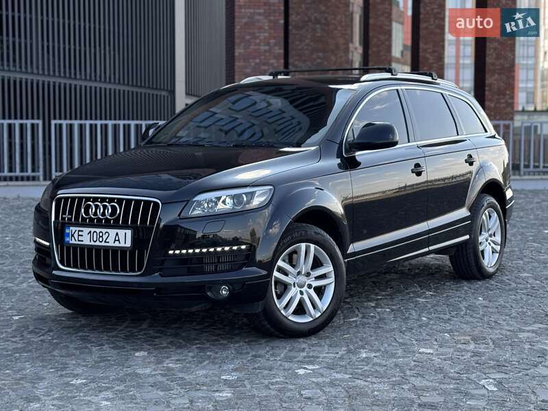 Позашляховик / Кросовер Audi Q7 2008 в Дніпрі