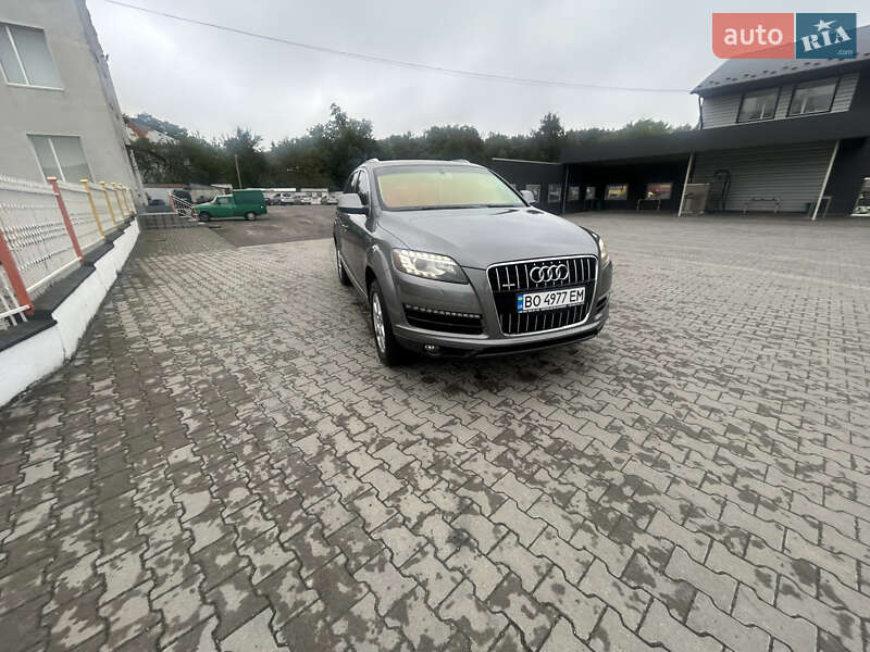 Внедорожник / Кроссовер Audi Q7 2012 в Бучаче