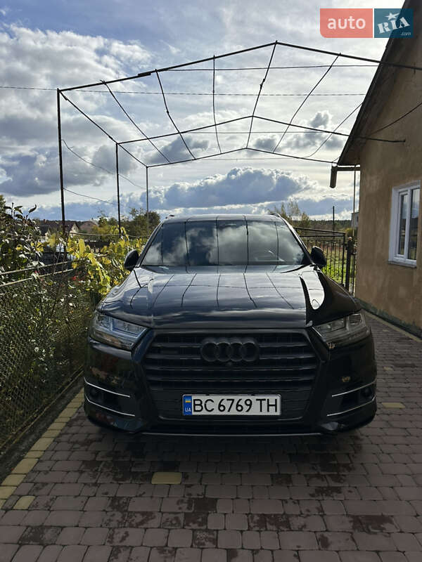 Внедорожник / Кроссовер Audi Q7 2017 в Львове