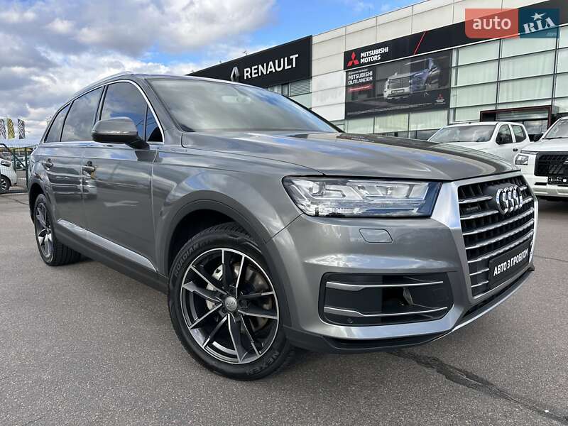 Внедорожник / Кроссовер Audi Q7 2016 в Киеве