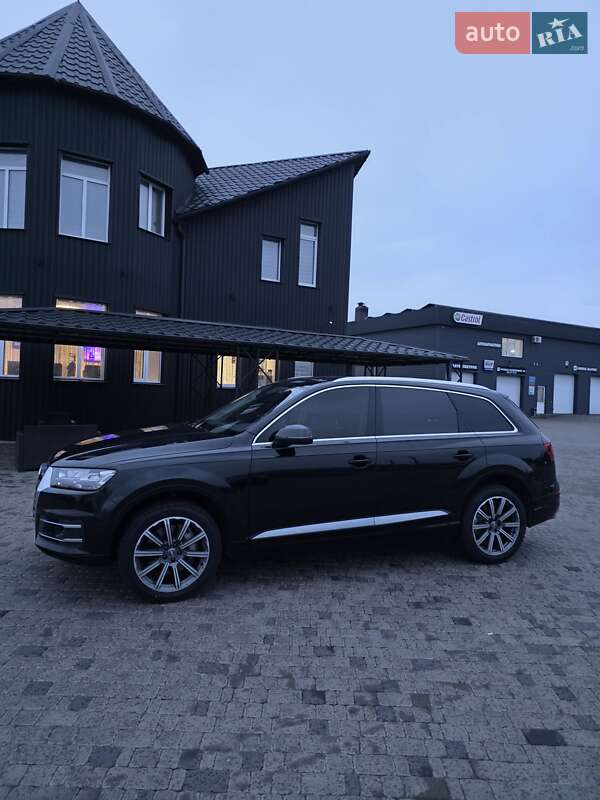 Позашляховик / Кросовер Audi Q7 2017 в Білій Церкві