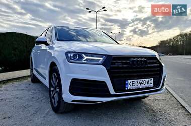 Позашляховик / Кросовер Audi Q7 2015 в Дніпрі Позашляховик / Кросовер Audi Q7 2015 в Дніпрі