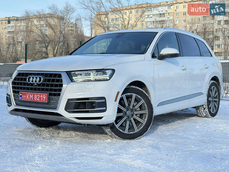 Внедорожник / Кроссовер Audi Q7 2017 в Каменском