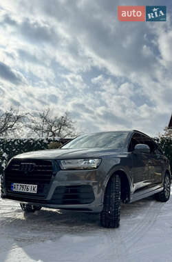 Позашляховик / Кросовер Audi Q7 2018 в Косові