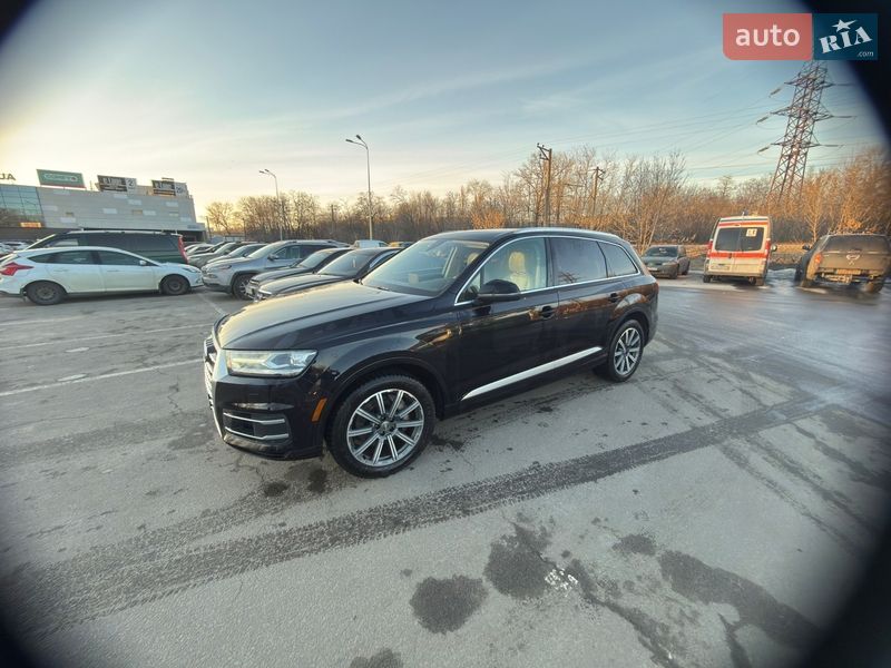 Внедорожник / Кроссовер Audi Q7 2016 в Харькове