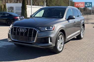 Позашляховик / Кросовер Audi Q7 2020 в Києві
