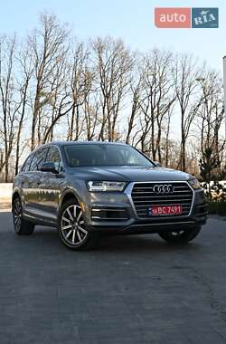 Внедорожник / Кроссовер Audi Q7 2016 в Луцке