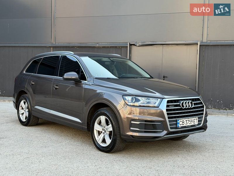 Внедорожник / Кроссовер Audi Q7 2017 в Киеве