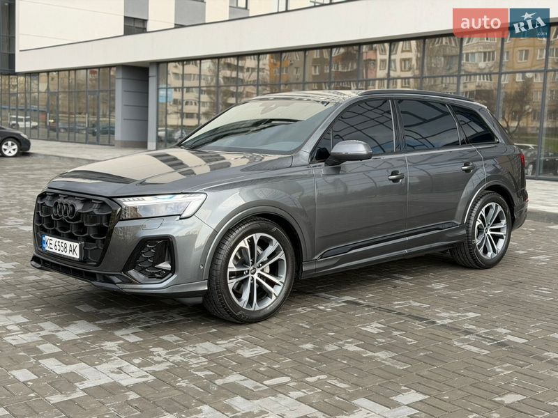 Внедорожник / Кроссовер Audi Q7 2024 в Днепре