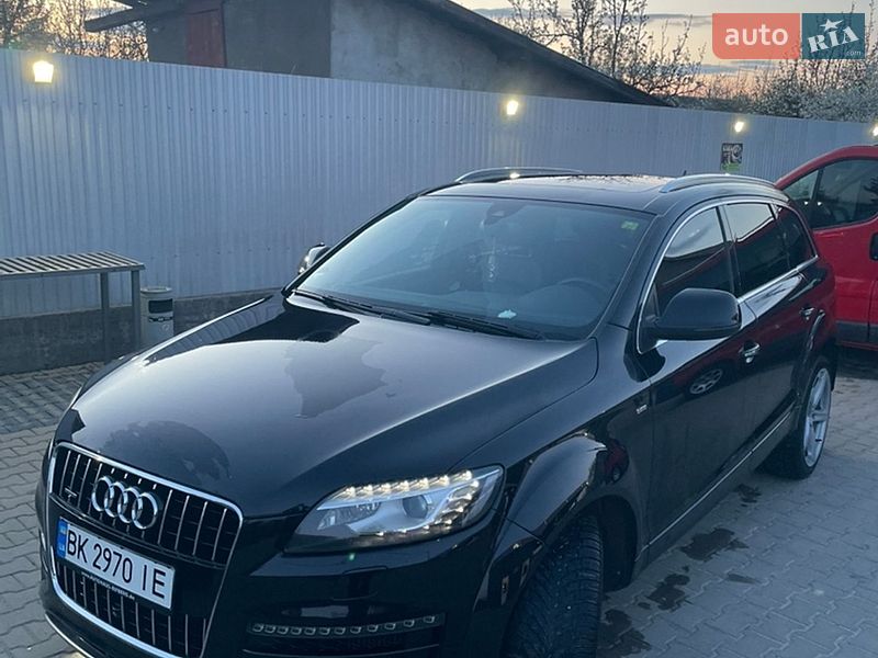 Внедорожник / Кроссовер Audi Q7 2015 в Коломые