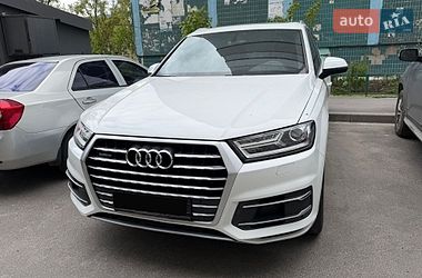 Позашляховик / Кросовер Audi Q7 2016 в Дніпрі