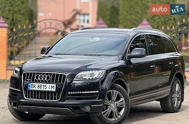 Позашляховик / Кросовер Audi Q7 2010 в Сарнах