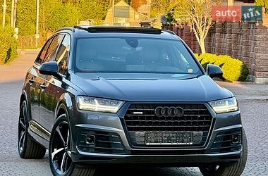 Внедорожник / Кроссовер Audi Q7 2018 в Ровно