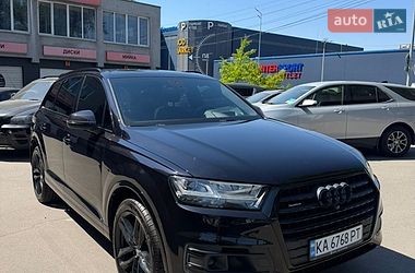 Внедорожник / Кроссовер Audi Q7 2016 в Киеве