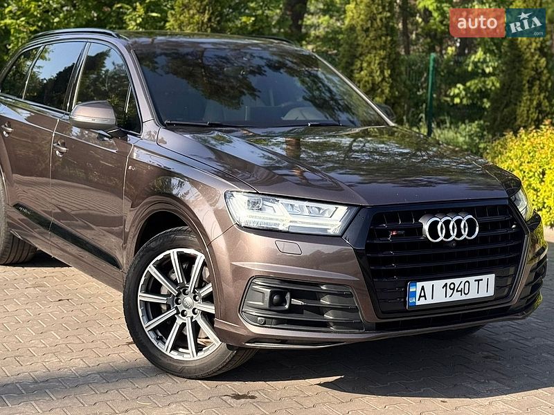 Внедорожник / Кроссовер Audi Q7 2017 в Киеве